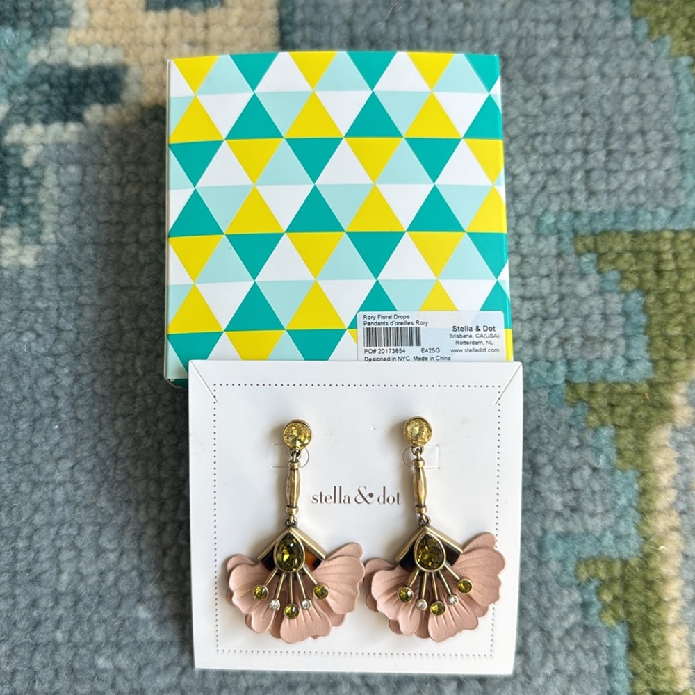 Stella & Dot Assorted Earring Lot - most never worn! Less than $10 a pair!! - Picture 5 of 12